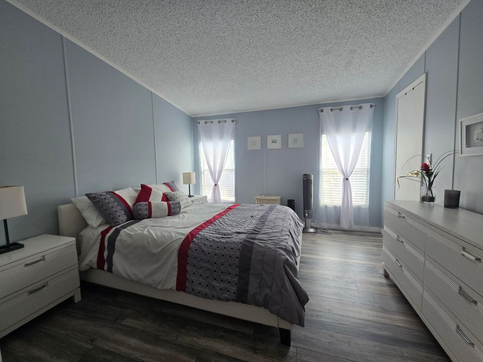 For Sale: $134,500 (2 beds, 2 baths, 1514 Square Feet)