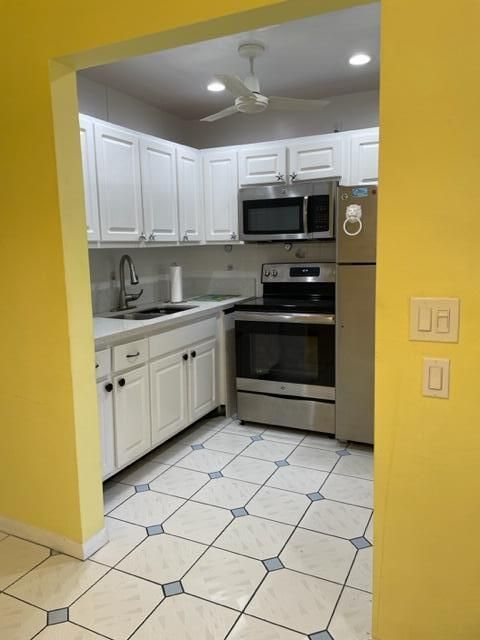 Active With Contract: $1,390 (1 beds, 1 baths, 612 Square Feet)