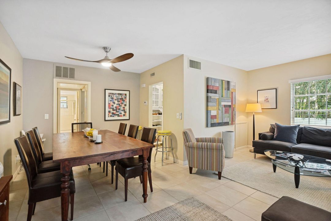 Active With Contract: $550,000 (1 beds, 1 baths, 680 Square Feet)