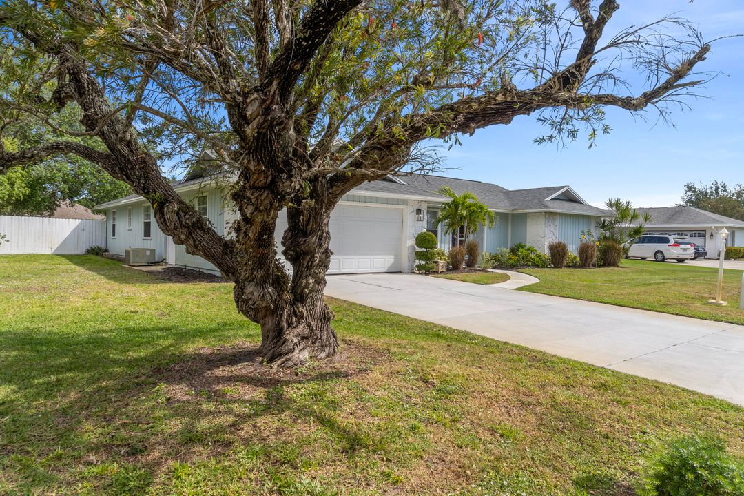 Active With Contract: $515,000 (3 beds, 3 baths, 2088 Square Feet)