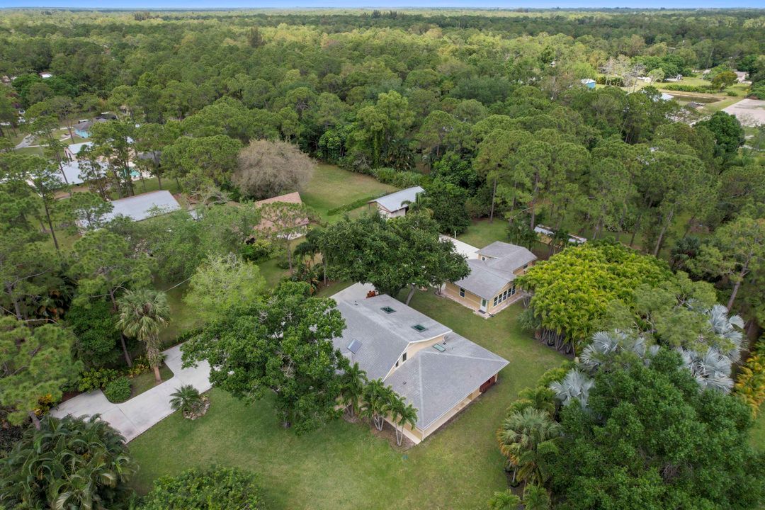 For Sale: $1,649,000 (4 beds, 3 baths, 3071 Square Feet)