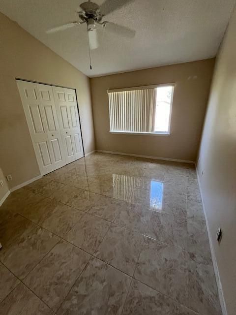 Active With Contract: $2,100 (2 beds, 2 baths, 1008 Square Feet)