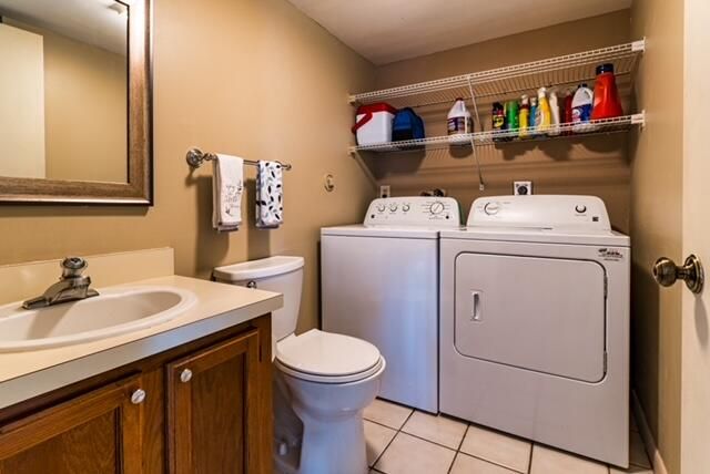 Active With Contract: $1,850 (2 beds, 2 baths, 1288 Square Feet)