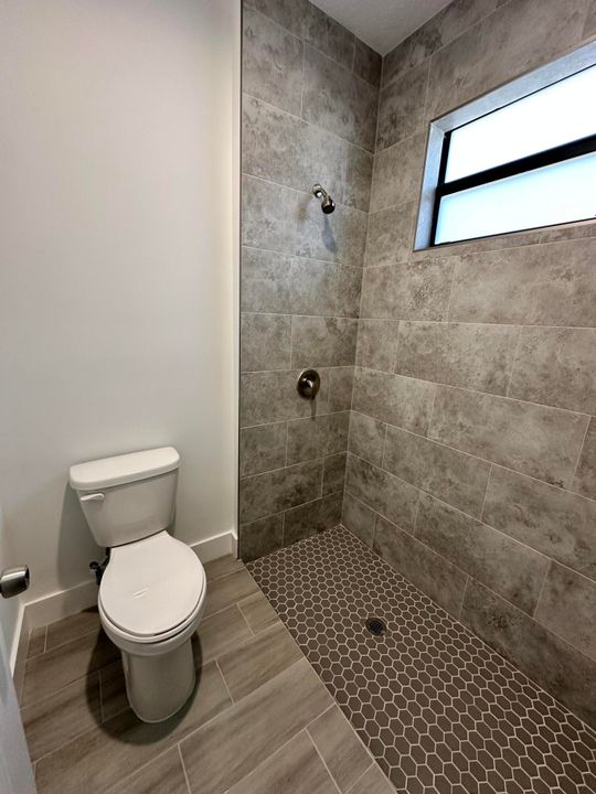 Active With Contract: $419,000 (3 beds, 2 baths, 1344 Square Feet)