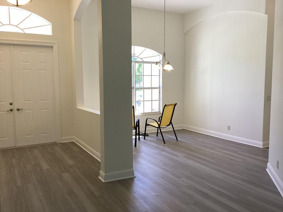 Active With Contract: $5,000 (3 beds, 2 baths, 2757 Square Feet)