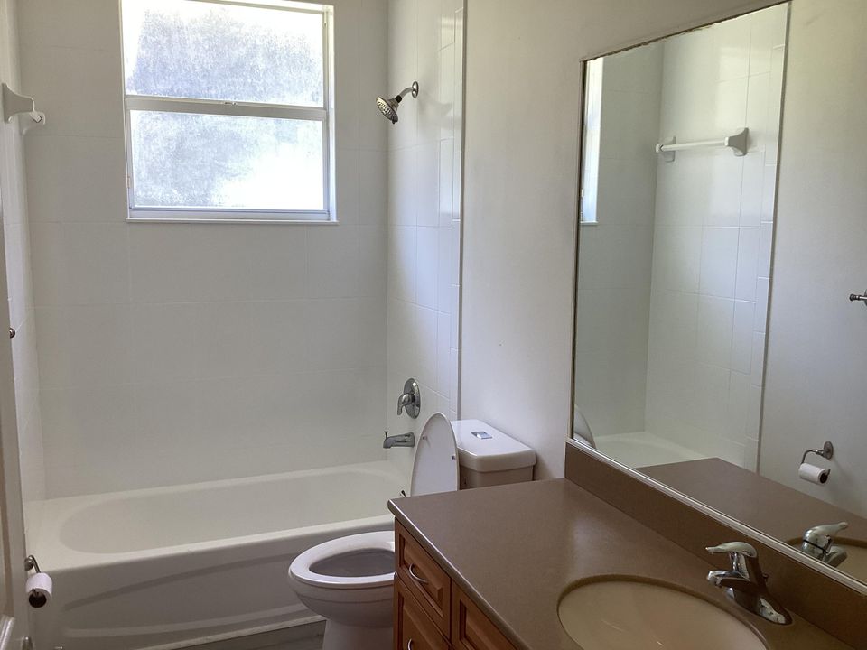 For Rent: $5,000 (3 beds, 2 baths, 2757 Square Feet)