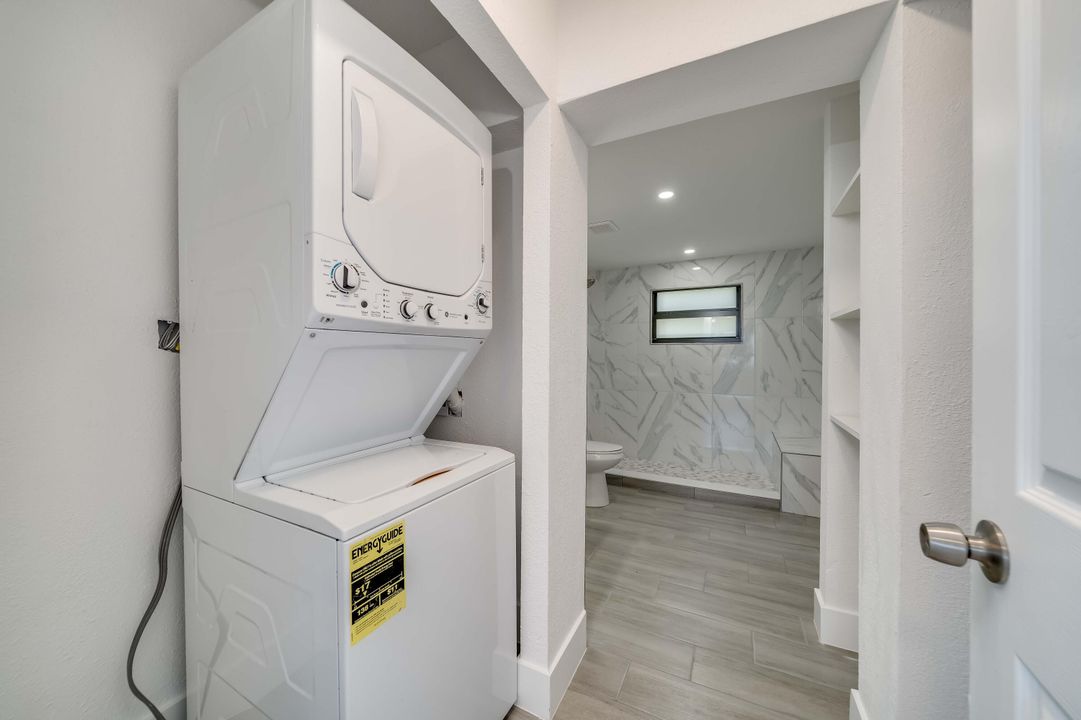 Active With Contract: $3,150 (3 beds, 2 baths, 892 Square Feet)