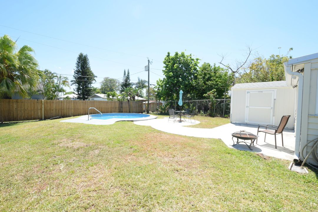 Active With Contract: $389,000 (3 beds, 2 baths, 1436 Square Feet)