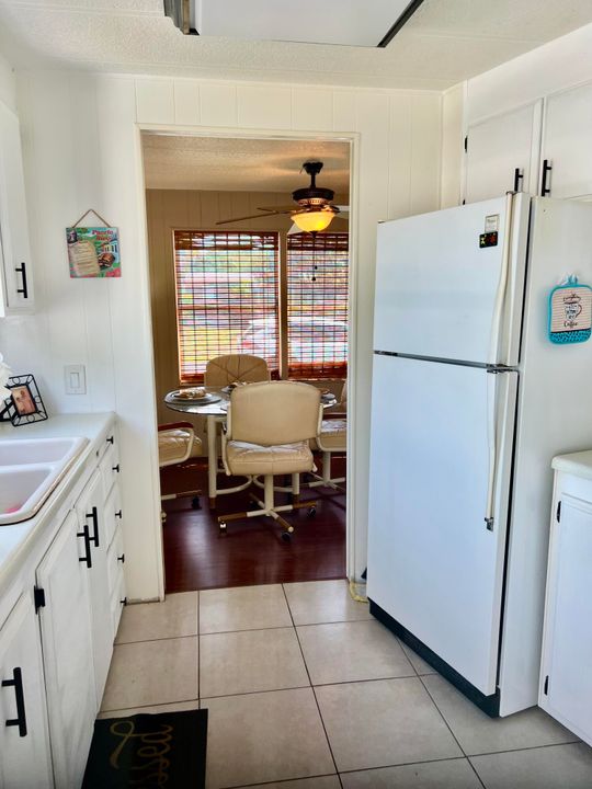 For Sale: $92,000 (2 beds, 2 baths, 1476 Square Feet)