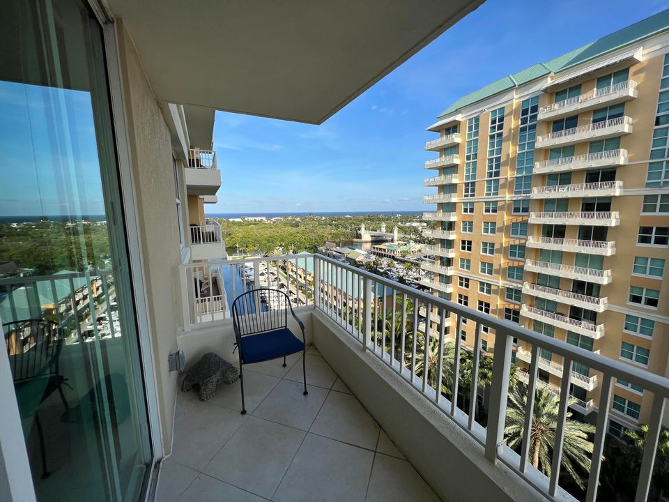 Active With Contract: $5,500 (2 beds, 2 baths, 1206 Square Feet)