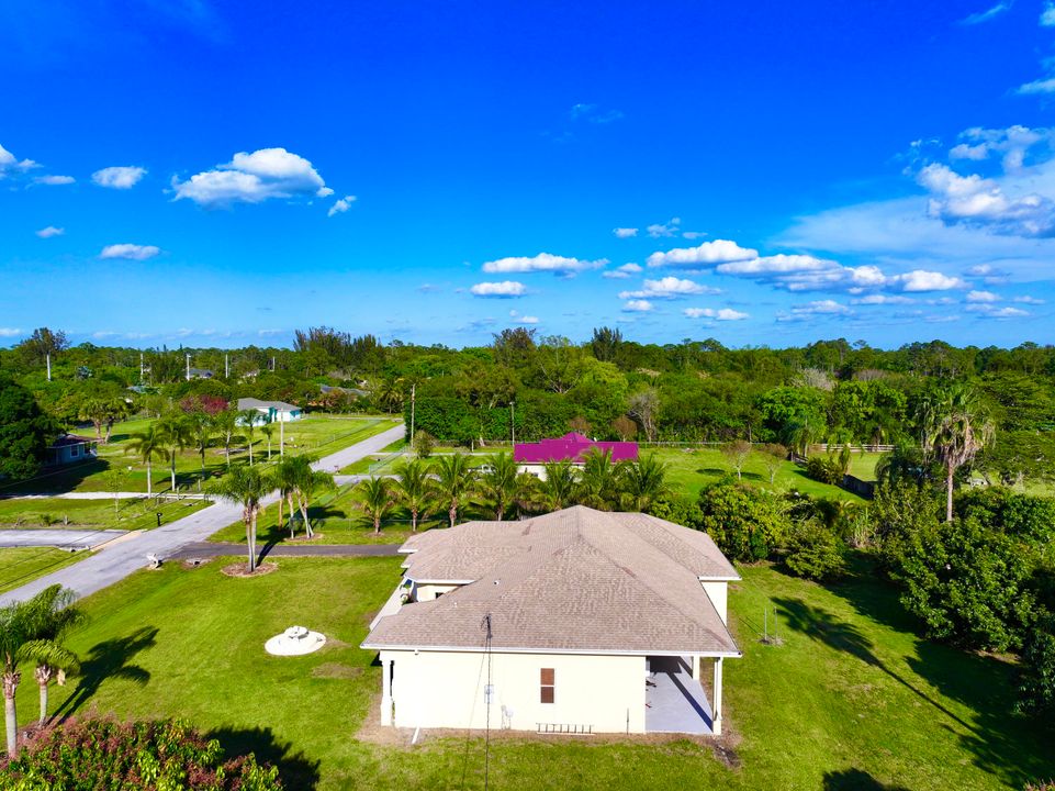 Active With Contract: $639,000 (4 beds, 2 baths, 2393 Square Feet)