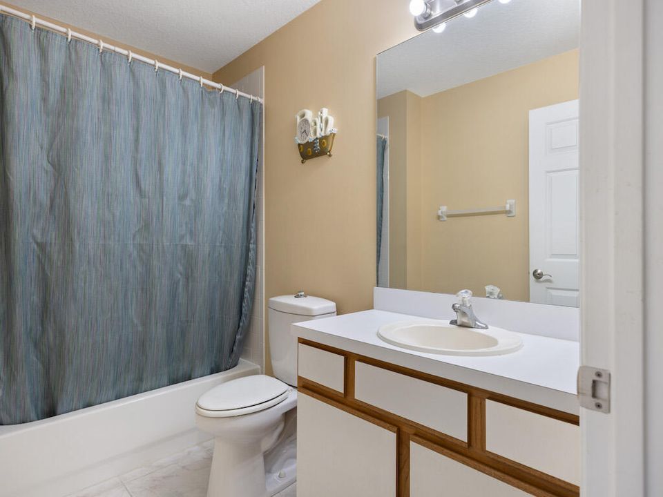 待售: $360,000 (3 贝兹, 2 浴室, 1635 平方英尺)