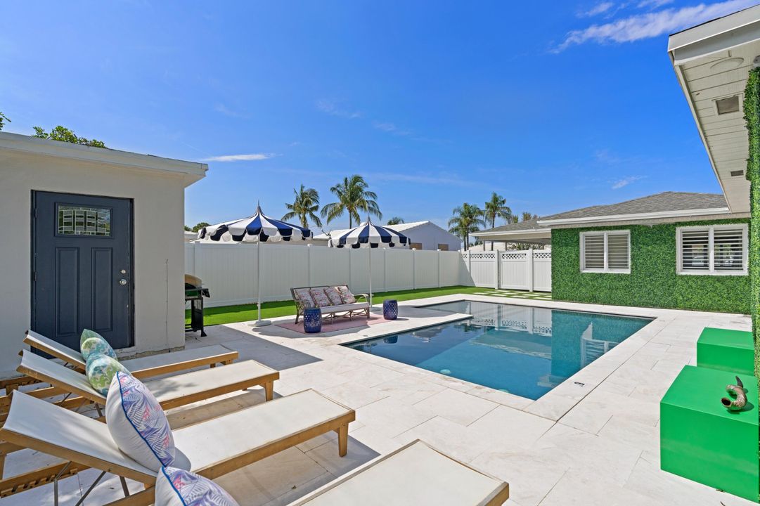 For Sale: $1,699,000 (4 beds, 3 baths, 2238 Square Feet)