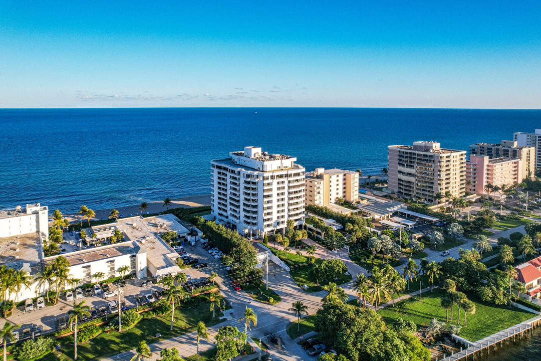 For Sale: $1,695,000 (2 beds, 2 baths, 2204 Square Feet)