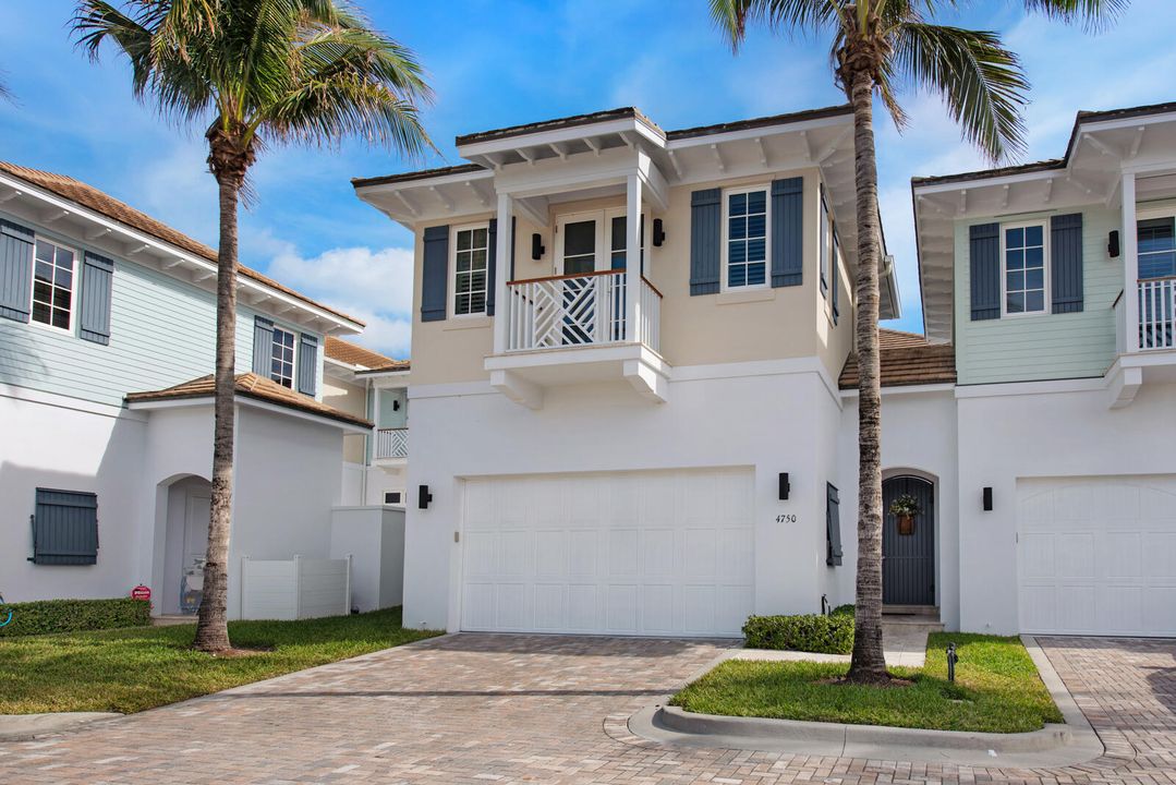 For Sale: $4,395,000 (4 beds, 4 baths, 3297 Square Feet)