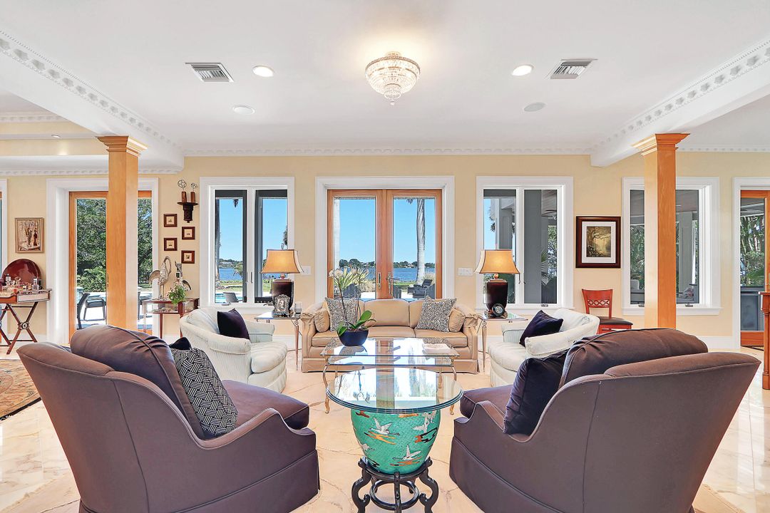 For Sale: $8,900,000 (6 beds, 7 baths, 8422 Square Feet)