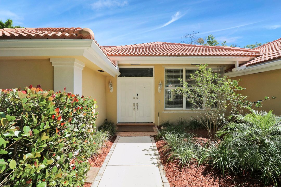 Active With Contract: $6,750 (4 beds, 3 baths, 2058 Square Feet)