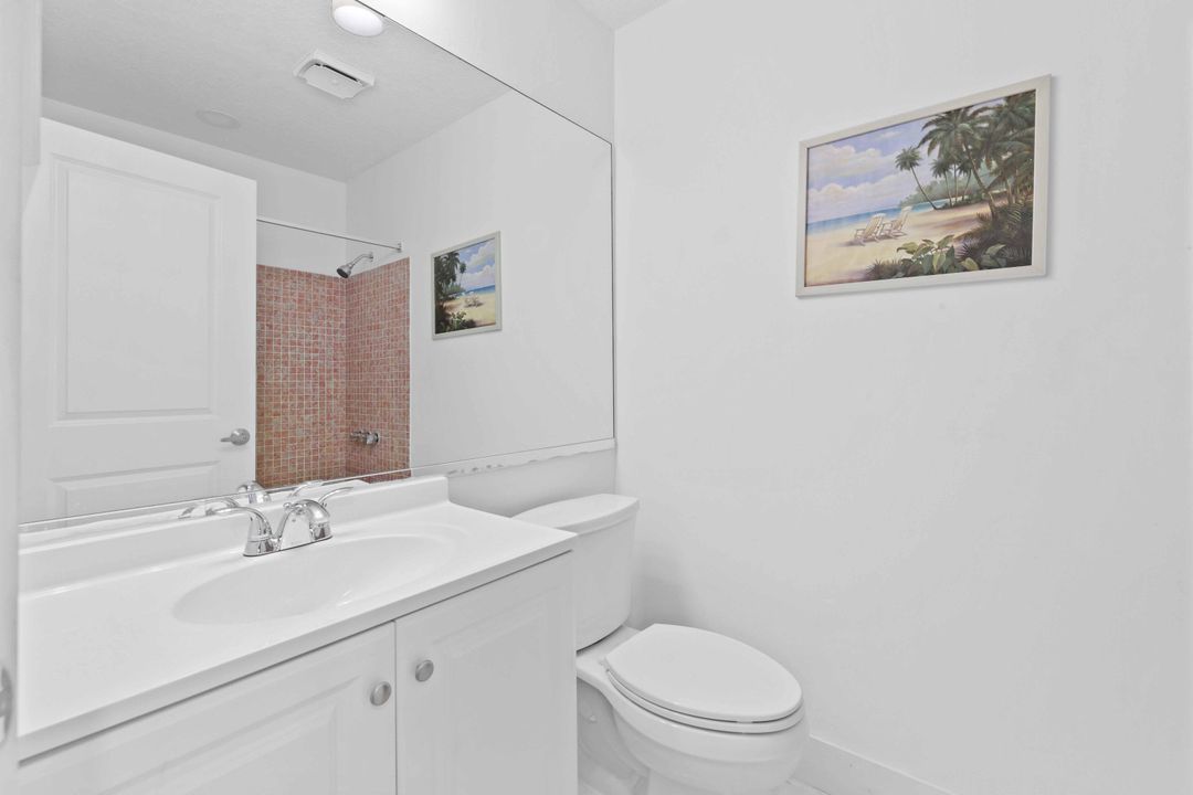 Active With Contract: $5,000 (3 beds, 2 baths, 1478 Square Feet)