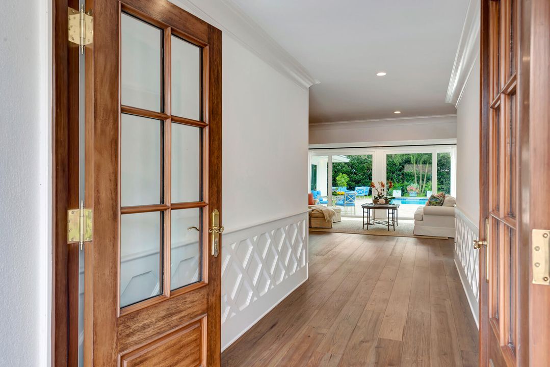 Active With Contract: $3,395,000 (3 beds, 3 baths, 3163 Square Feet)