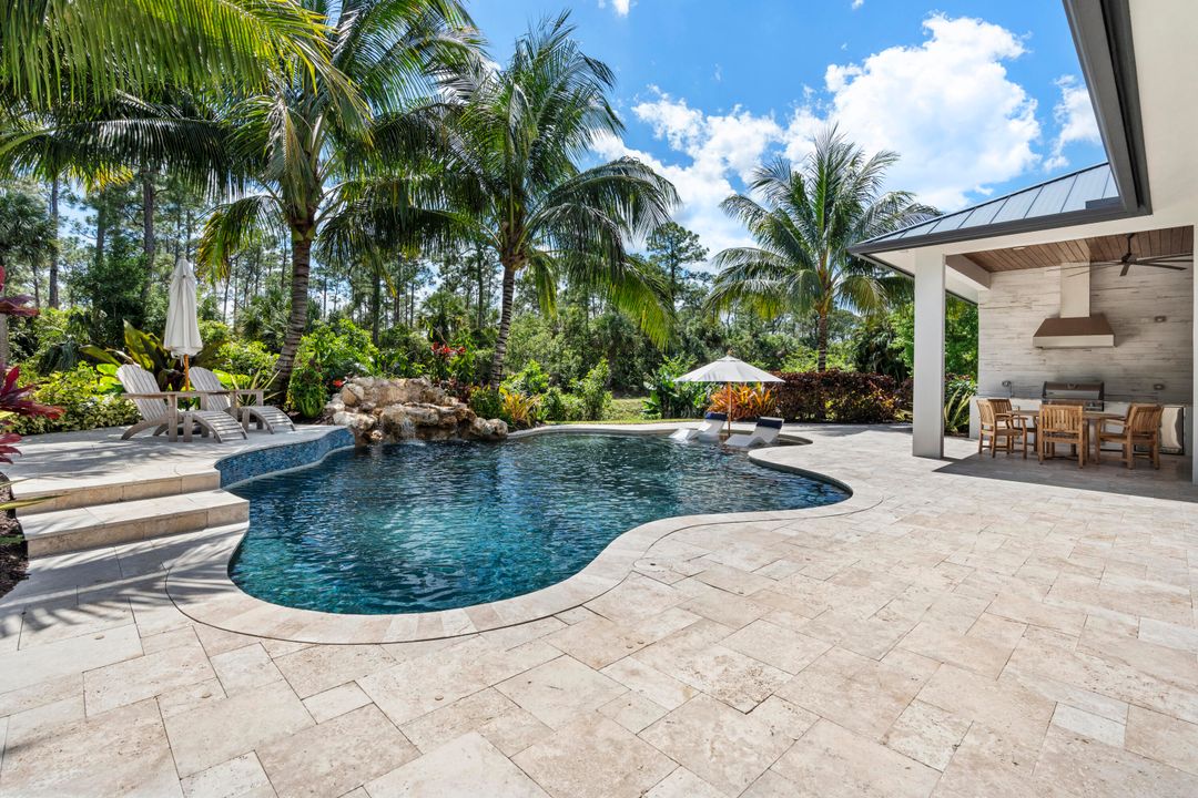 For Sale: $2,200,000 (4 beds, 3 baths, 3113 Square Feet)