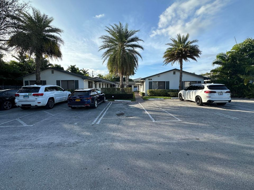Recently Sold: $2,800,000 (0 beds, 0 baths, 6320 Square Feet)