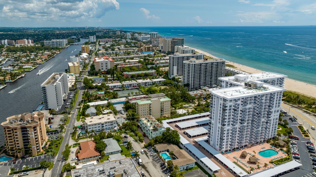 Active With Contract: $750,000 (2 beds, 2 baths, 1265 Square Feet)