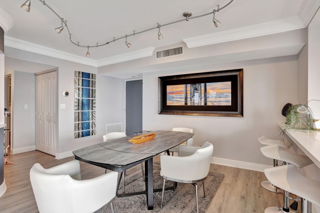 Active With Contract: $750,000 (2 beds, 2 baths, 1265 Square Feet)