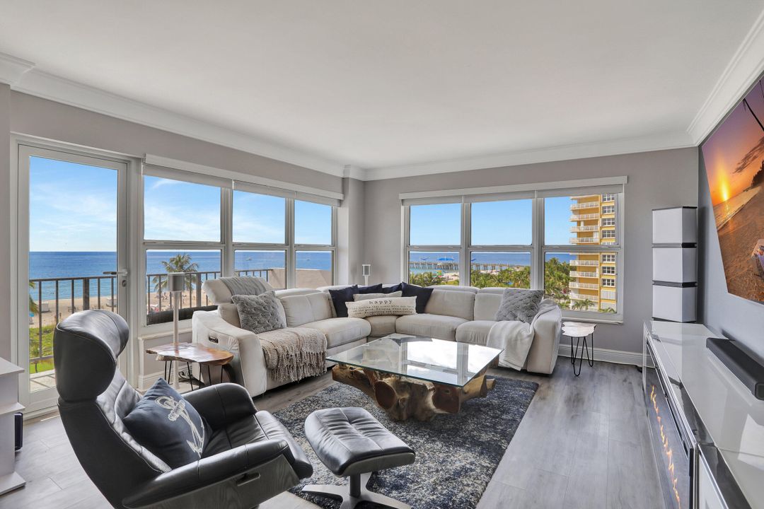 Active With Contract: $750,000 (2 beds, 2 baths, 1265 Square Feet)