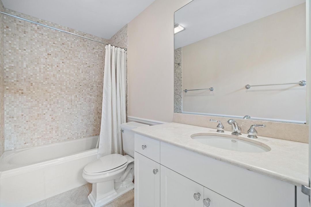 For Sale: $1,200,000 (3 beds, 2 baths, 2100 Square Feet)