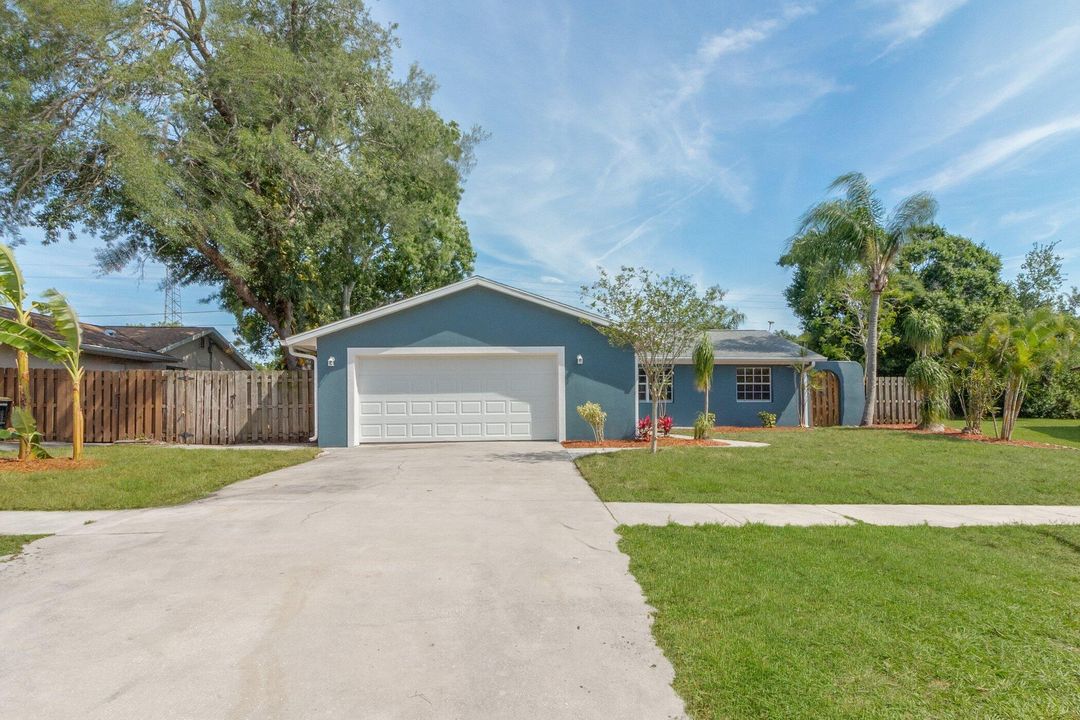 For Sale: $469,000 (4 beds, 2 baths, 2189 Square Feet)