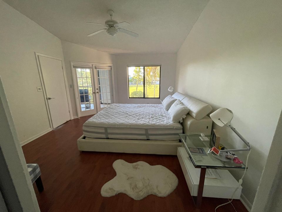 Active With Contract: $7,000 (2 beds, 2 baths, 1311 Square Feet)