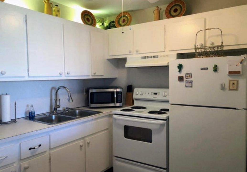 For Rent: $1,500 (1 beds, 1 baths, 587 Square Feet)