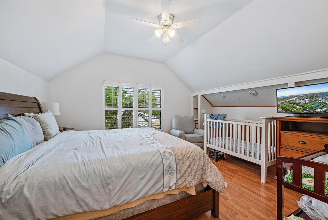 For Sale: $629,900 (4 beds, 2 baths, 1870 Square Feet)