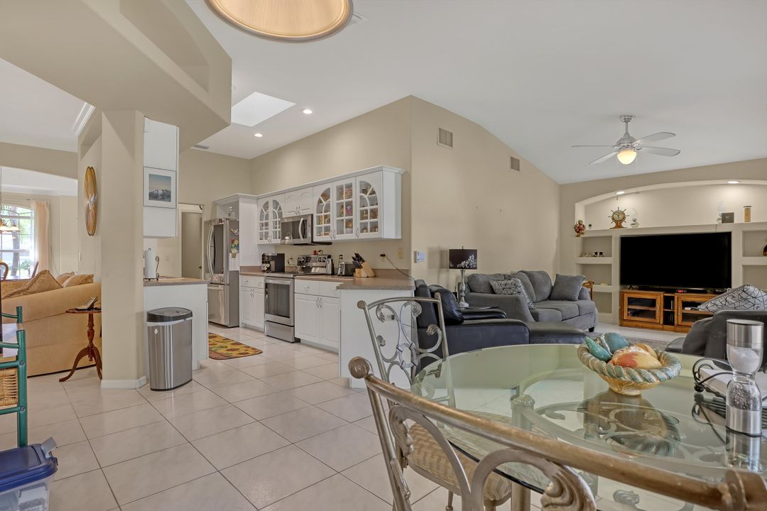 Active With Contract: $385,000 (3 beds, 2 baths, 2063 Square Feet)