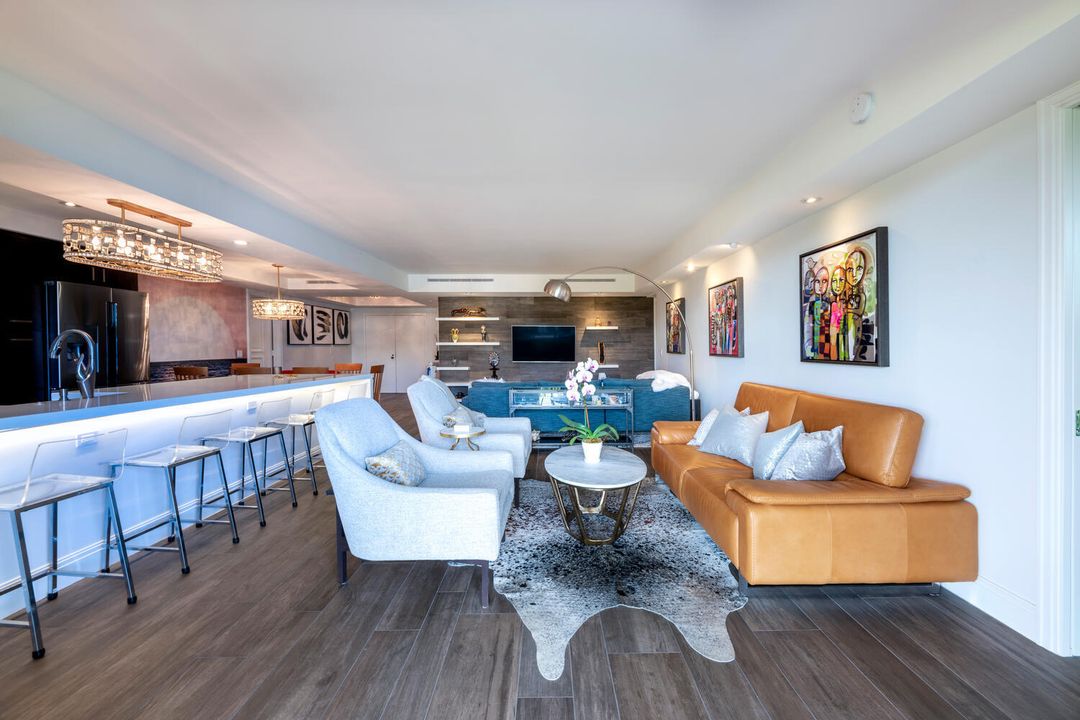 For Sale: $1,650,000 (2 beds, 2 baths, 1716 Square Feet)