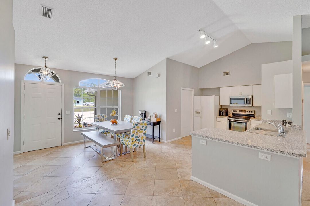 Active With Contract: $649,900 (4 beds, 2 baths, 1786 Square Feet)