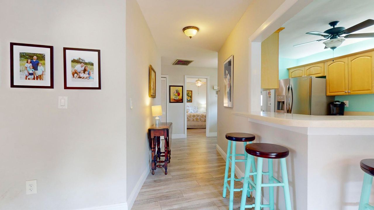 For Sale: $390,000 (3 beds, 2 baths, 1600 Square Feet)