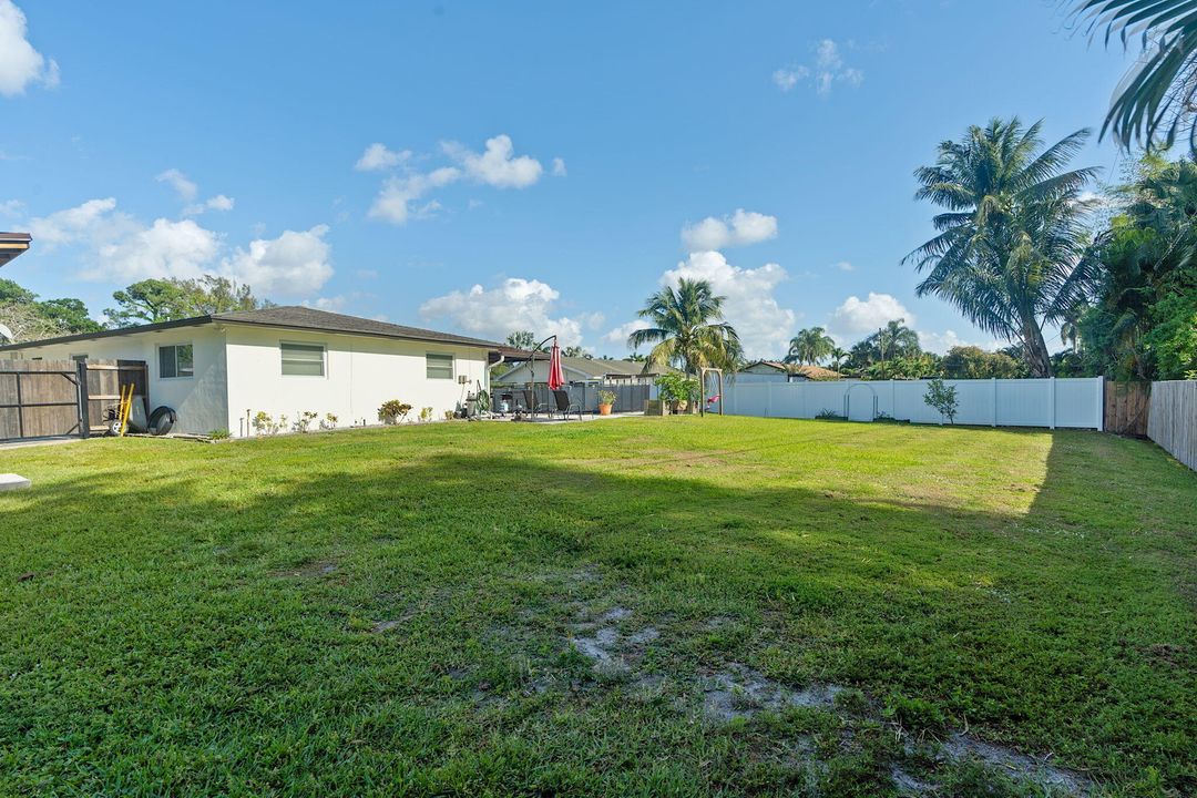 Active With Contract: $650,000 (4 beds, 2 baths, 2014 Square Feet)