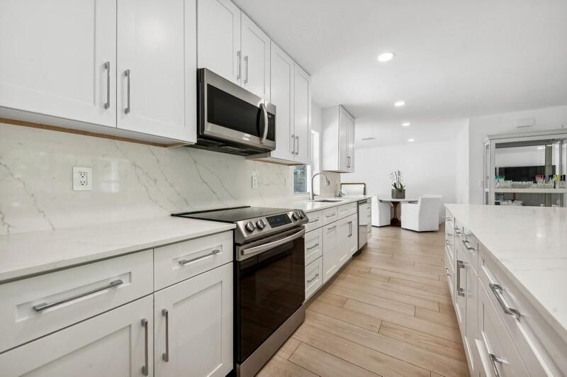Active With Contract: $945,000 (4 beds, 2 baths, 1608 Square Feet)