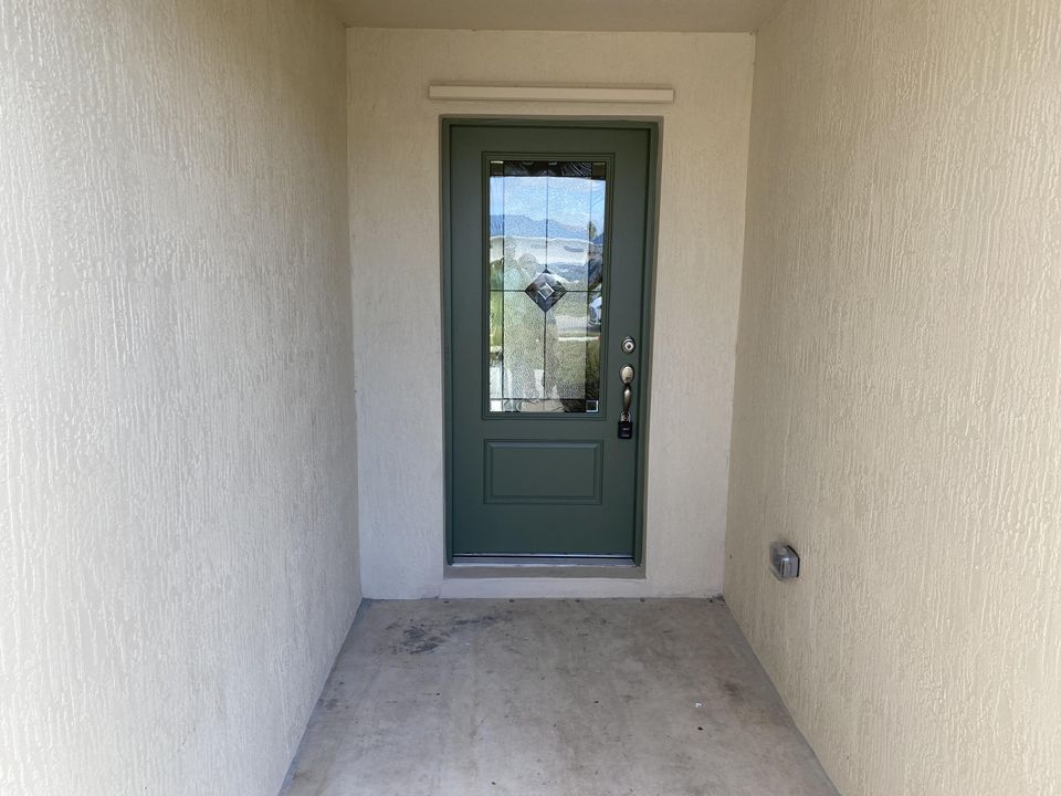 For Rent: $2,450 (3 beds, 2 baths, 1540 Square Feet)