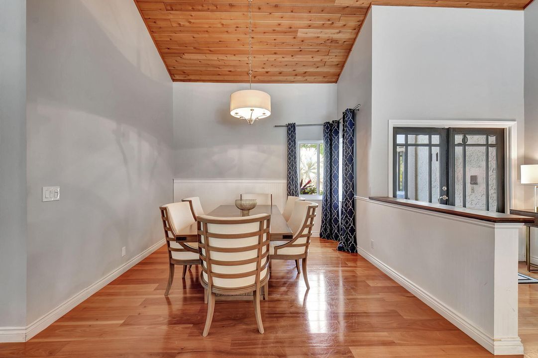 Active With Contract: $1,175,000 (3 beds, 2 baths, 2387 Square Feet)