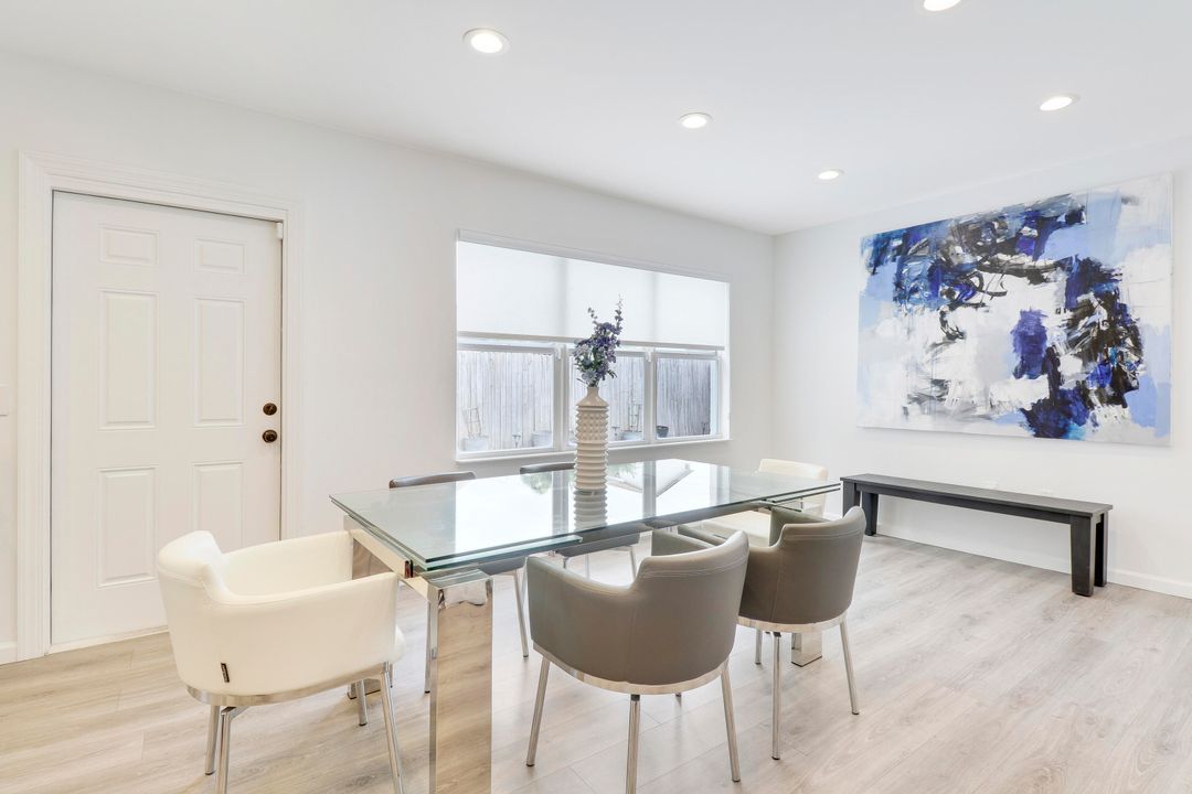 Active With Contract: $4,500 (3 beds, 2 baths, 1764 Square Feet)