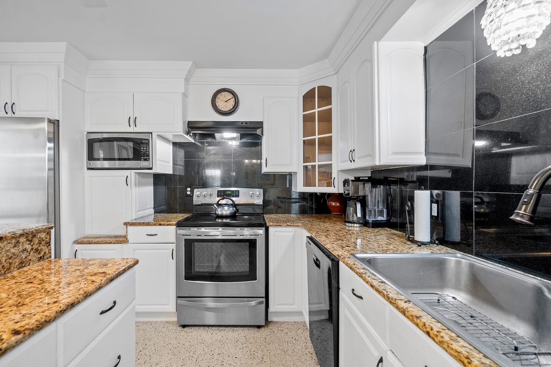 En Renta: $3,750 (3 camas, 2 baños, 1300 Pies cuadrados)