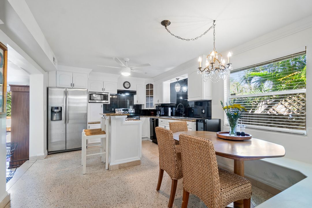 En Renta: $3,750 (3 camas, 2 baños, 1300 Pies cuadrados)