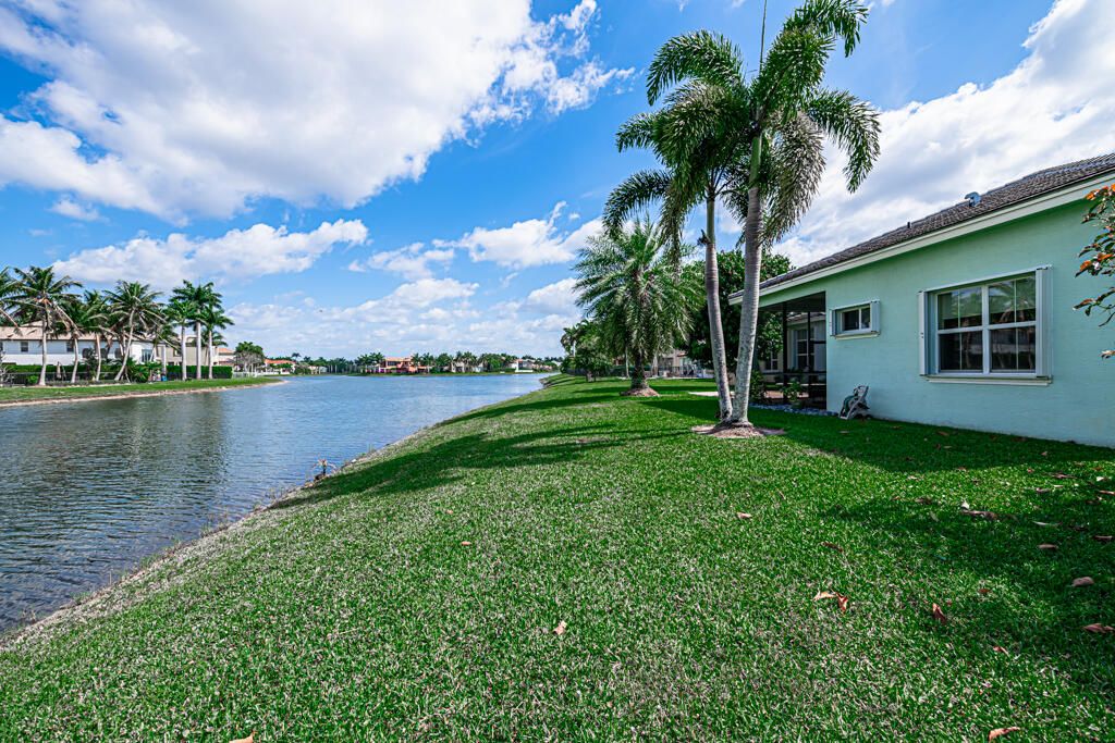 Active With Contract: $1,195,000 (4 beds, 4 baths, 3904 Square Feet)