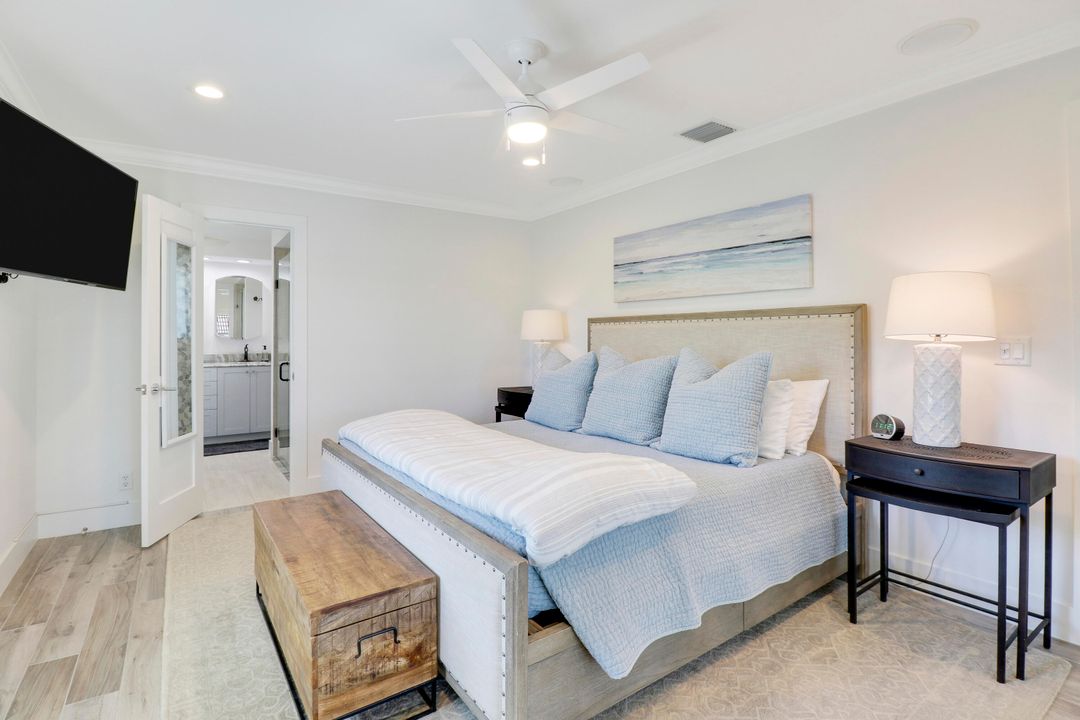 Active With Contract: $3,350,000 (4 beds, 2 baths, 2078 Square Feet)