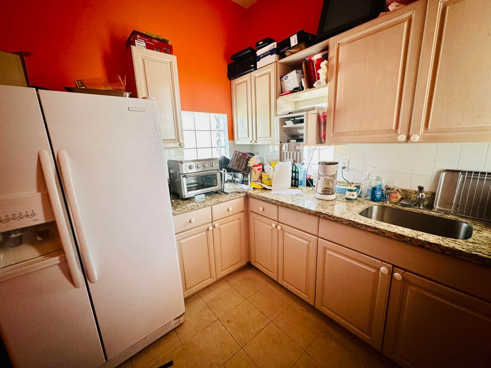 For Sale: $3,000 (0 beds, 0 baths, 1468 Square Feet)