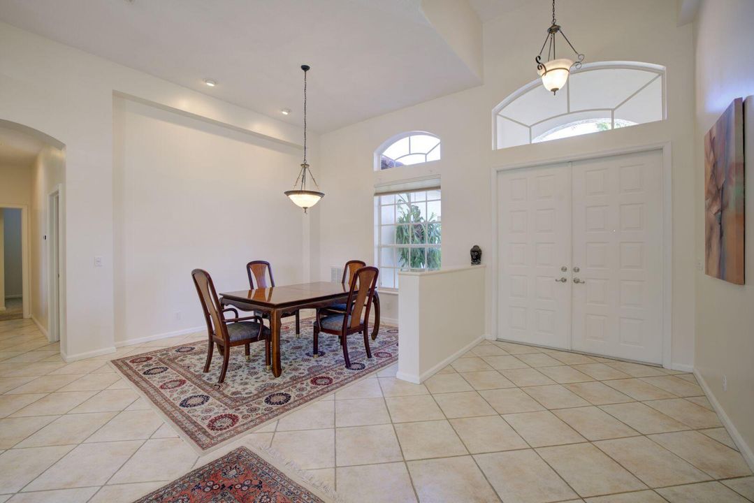 For Sale: $705,000 (4 beds, 3 baths, 2450 Square Feet)