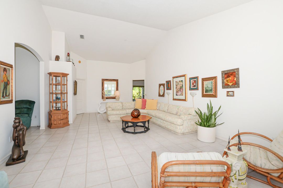 For Sale: $269,000 (2 beds, 2 baths, 1536 Square Feet)