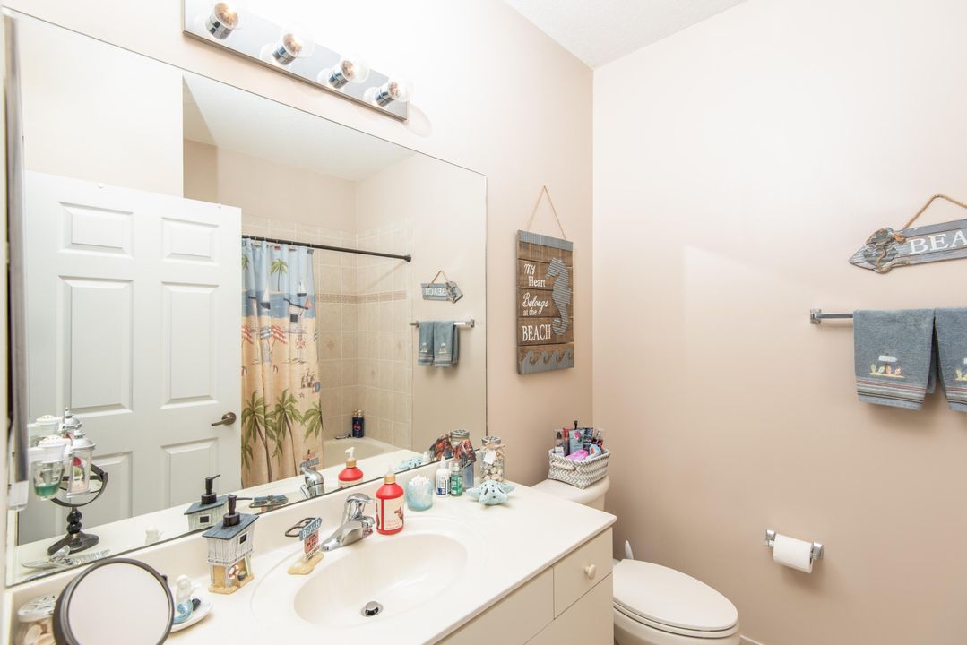 For Sale: $275,000 (3 beds, 2 baths, 1698 Square Feet)